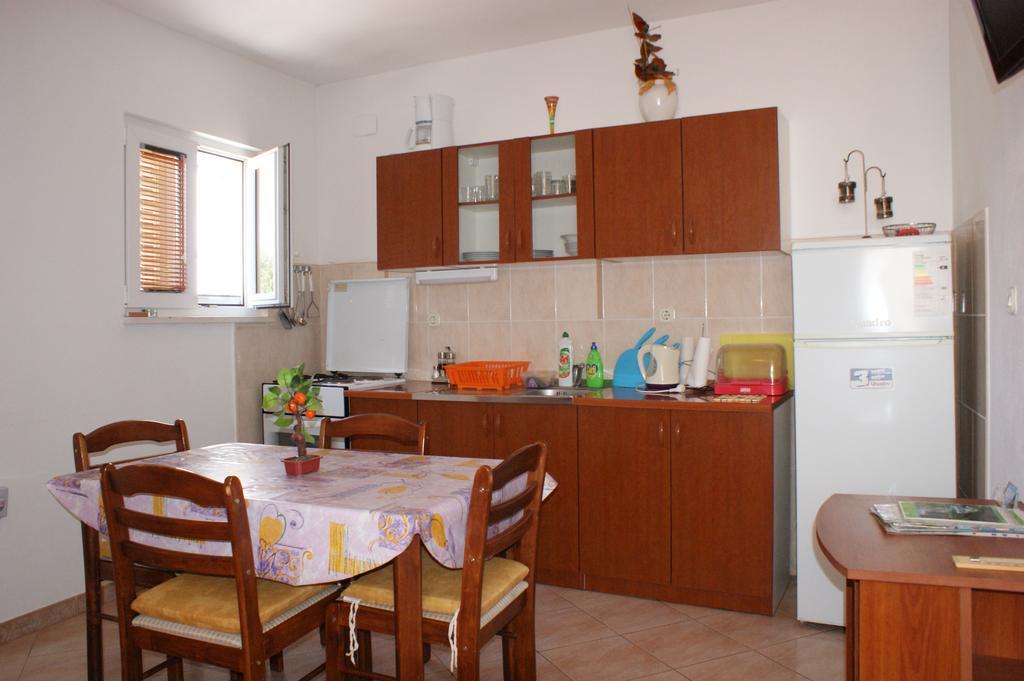 Kaštela Apartments Kairos - Bili 9 מראה חיצוני תמונה